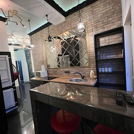 Center Apartment Chişinǎu Buitenkant foto